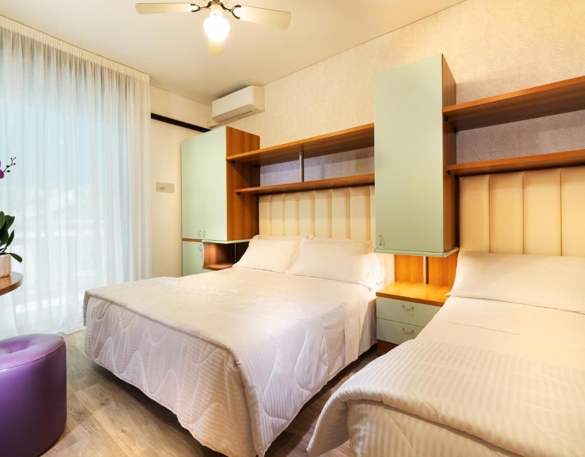 Hotel Castellucci ベラーリア・イジェア・マリーナ エクステリア 写真